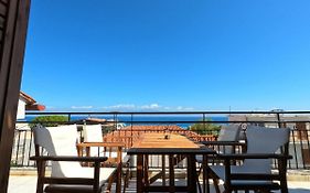 Loft Apartment 20M From Sea